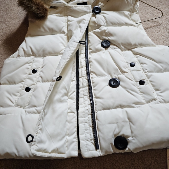 Ladies GAP down shortie vest - Picture 3 of 5